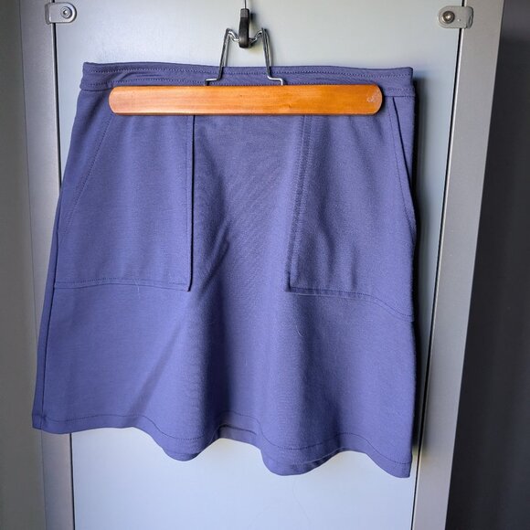 Purple skirt - stretchy with pockets and side zip - Picture 1 of 4